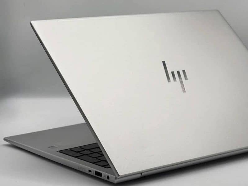 HP EliteBook 860 G10 i7-13th Gen vPro  Top Class 2023 Edition 3