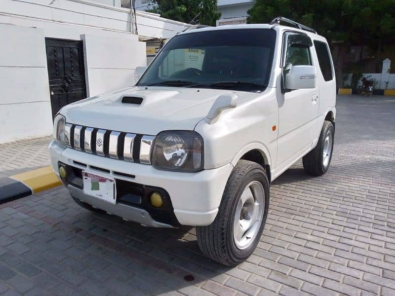 Urgent sale Suzuki Jimny 2011 3