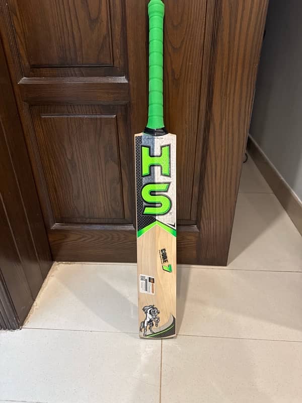 *Brand New & Original* HS Core 7 Hardball cricket bat. 1