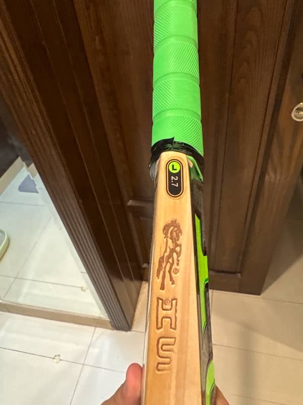 *Brand New & Original* HS Core 7 Hardball cricket bat. 5