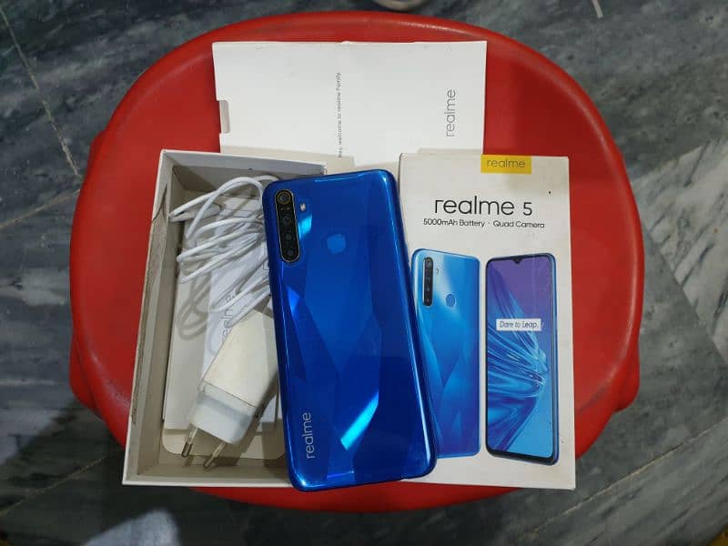 Realme 5 4-64 5000mah Official PTA Complete box 1