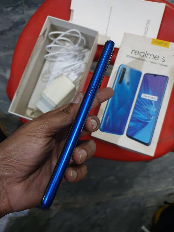 Realme 5 4-64 5000mah Official PTA Complete box 5