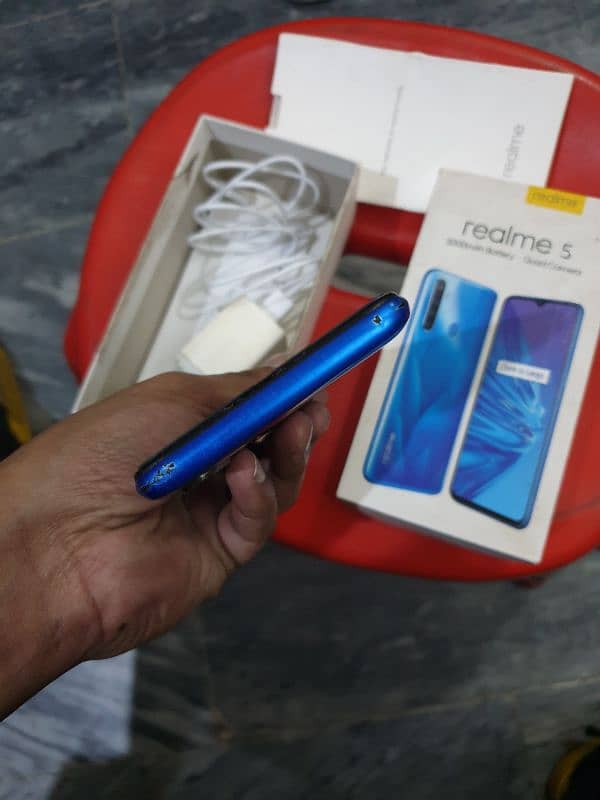 Realme 5 4-64 5000mah Official PTA Complete box 7