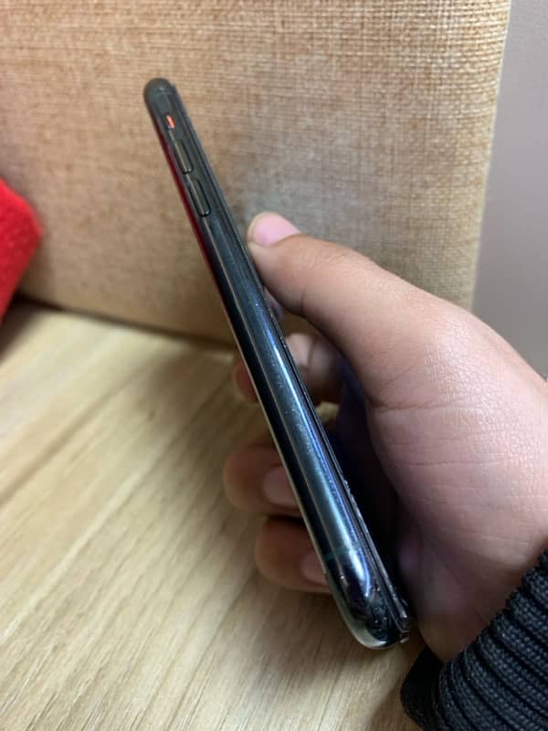 iphone 11 pro 64gb Factory unlocked 3