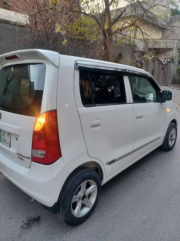 Suzuki Wagon R 2017 3