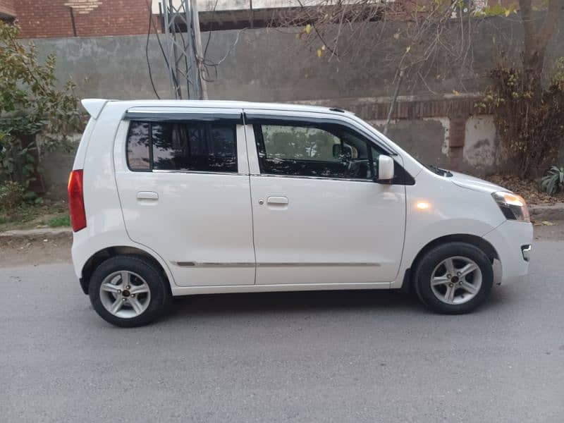 Suzuki Wagon R 2017 6