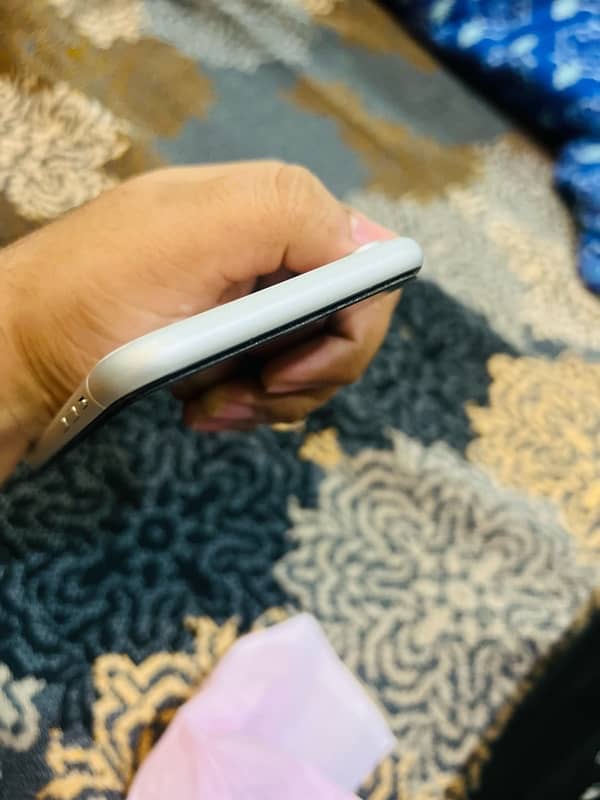 iPhone XR 64gb jv 2