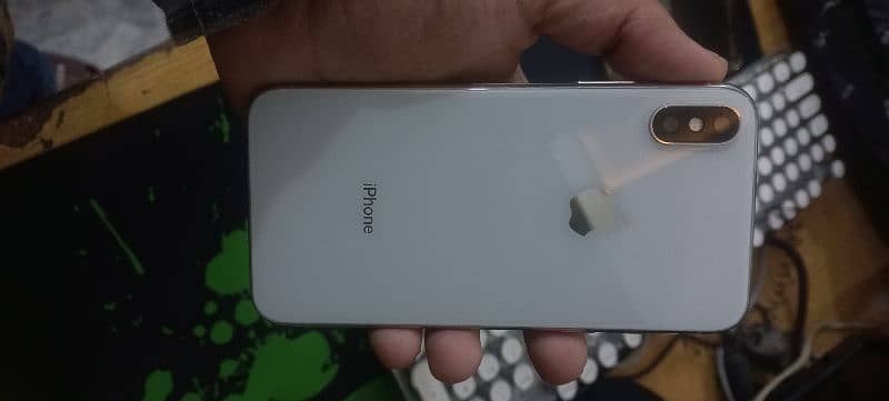 iPhone X 256gb non pta for Urgent Sale ,8/10 Just  Minor Issue 2