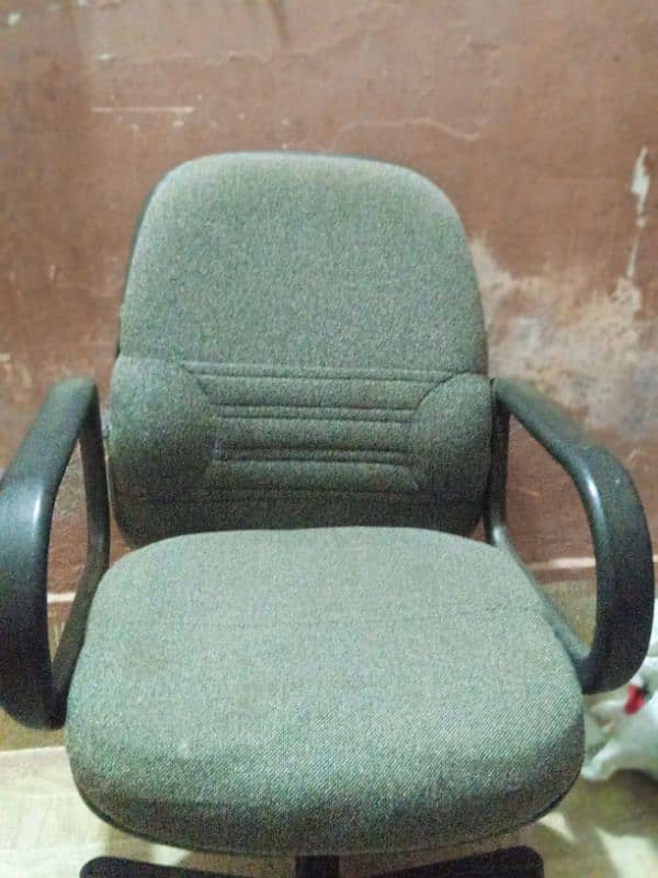 chair 0