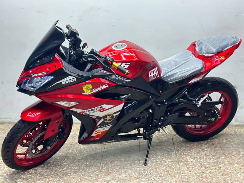 KAWASAKI NINJA 250cc REPLICA 2