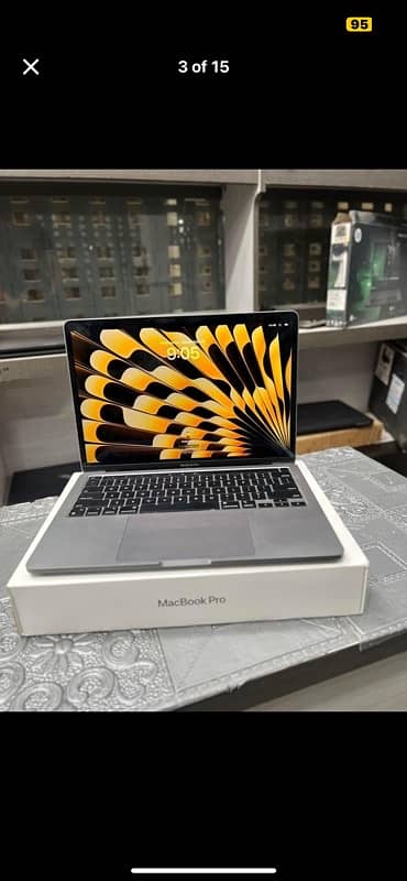 Macbook M1 Pro Laptop - M1 Pro 13 Inch with Box/Charger 1