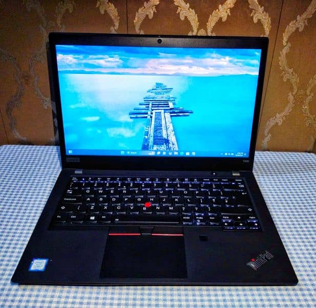 Lenovo Thinkpad t490s 1