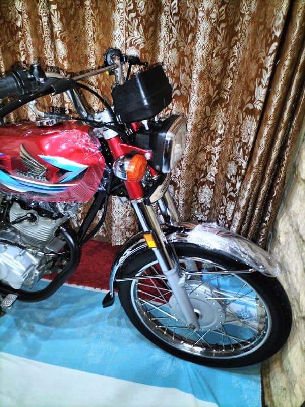 Honda CG 125 2024 first owner brand new bike 14