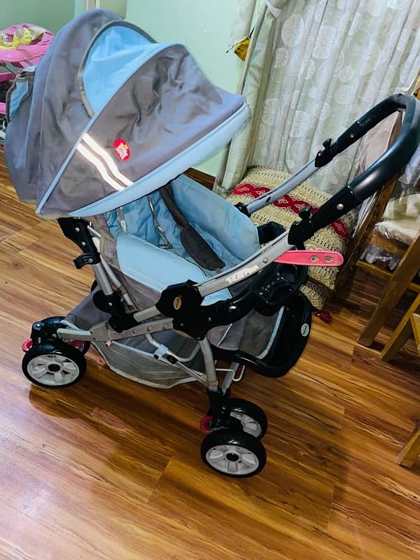 branded stroller pram 0