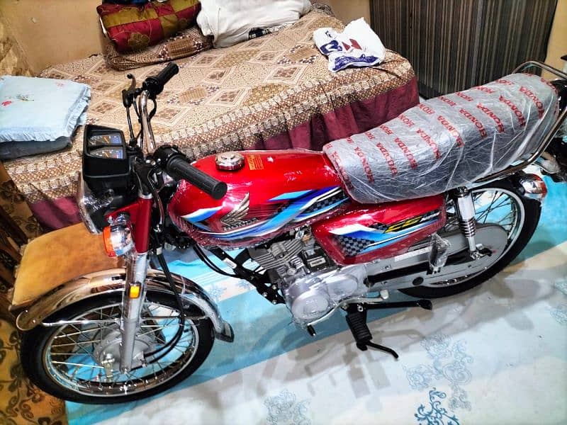 Honda CG 125 2024 first owner brand new bike 2