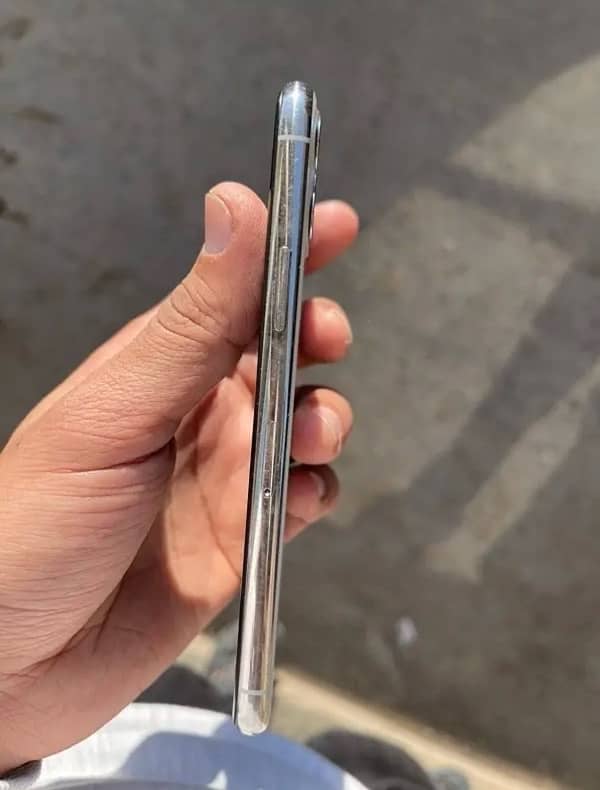 Iphone 11 Pro 256gb PTA PROVED 1