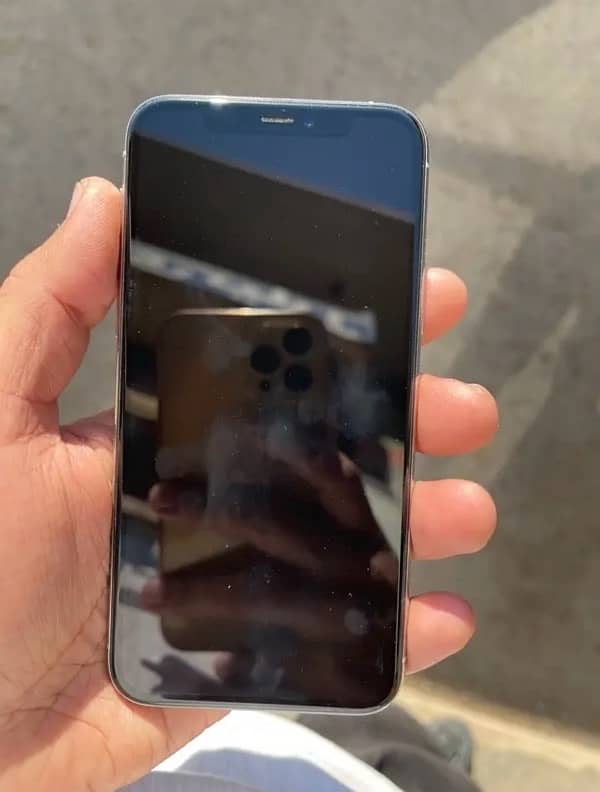 Iphone 11 Pro 256gb PTA PROVED 3