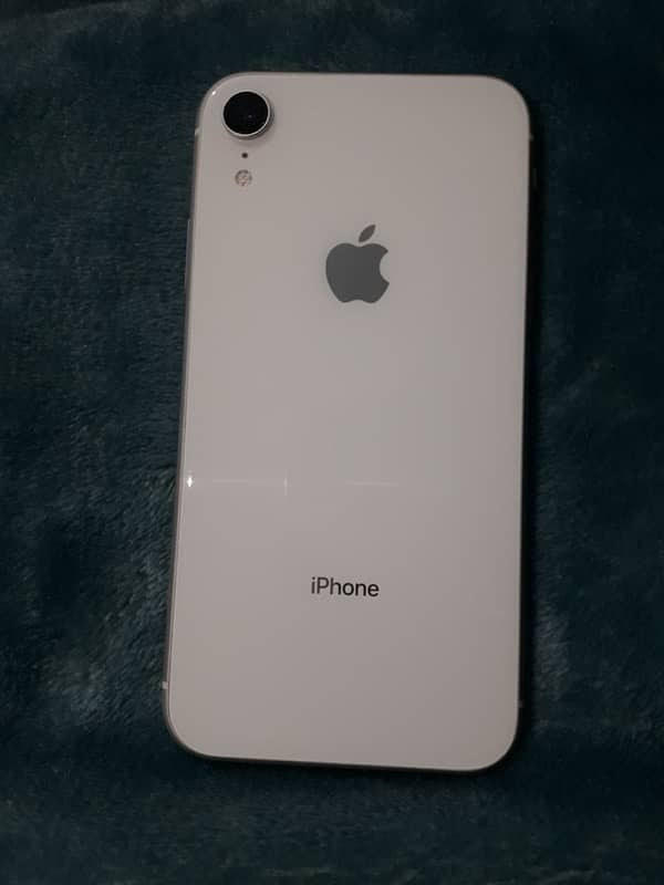 IPHONE XR 5