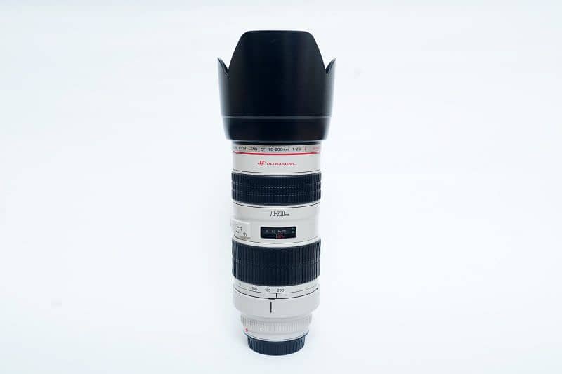 Canon 700-200 0