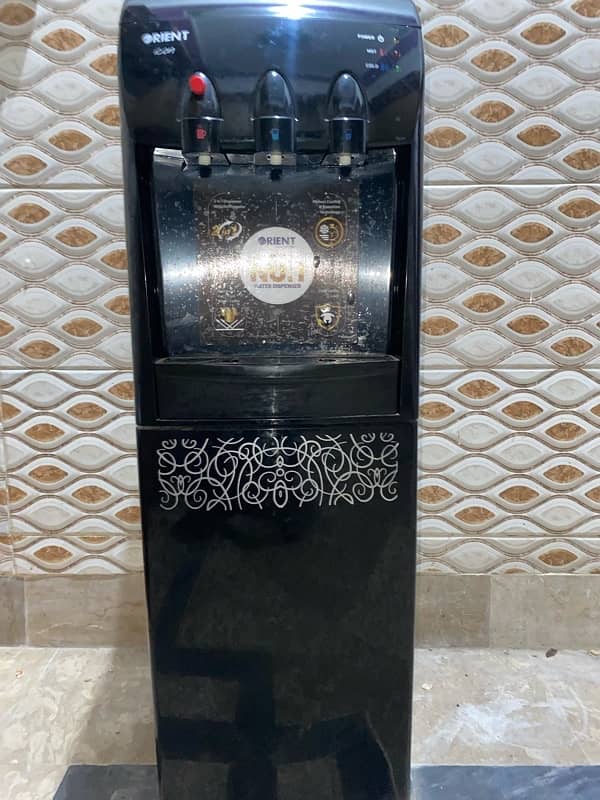 water dispenser orient ,3 tap dispenser , dispenser with refrigerator 2