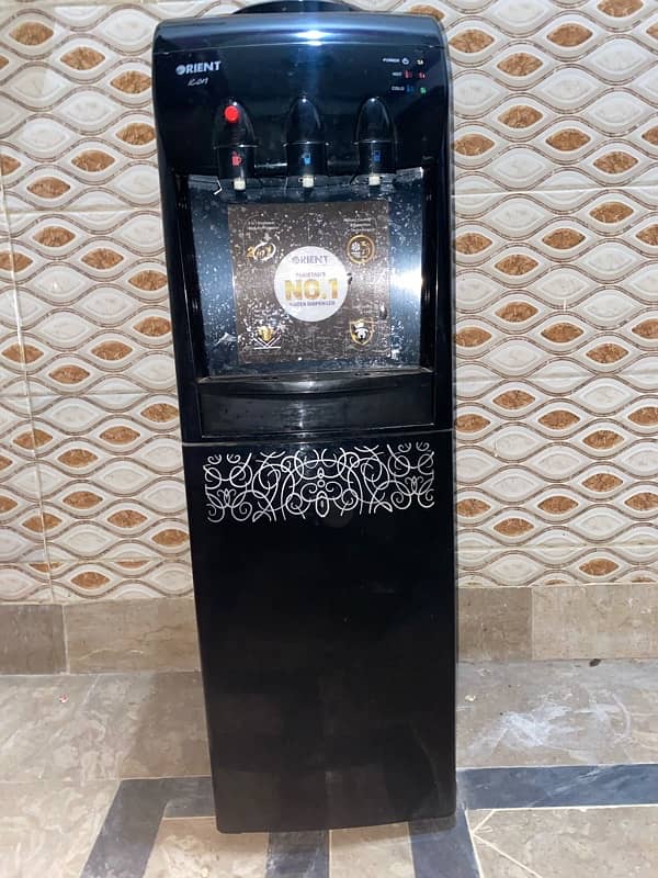 water dispenser orient ,3 tap dispenser , dispenser with refrigerator 0