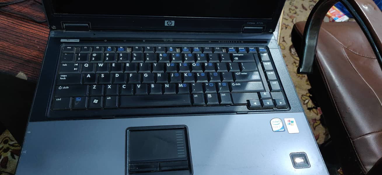 Hp compak laptop in good condition 3