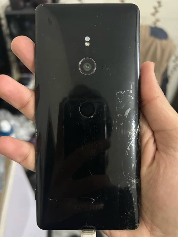 sony xz3 official pta approved 1