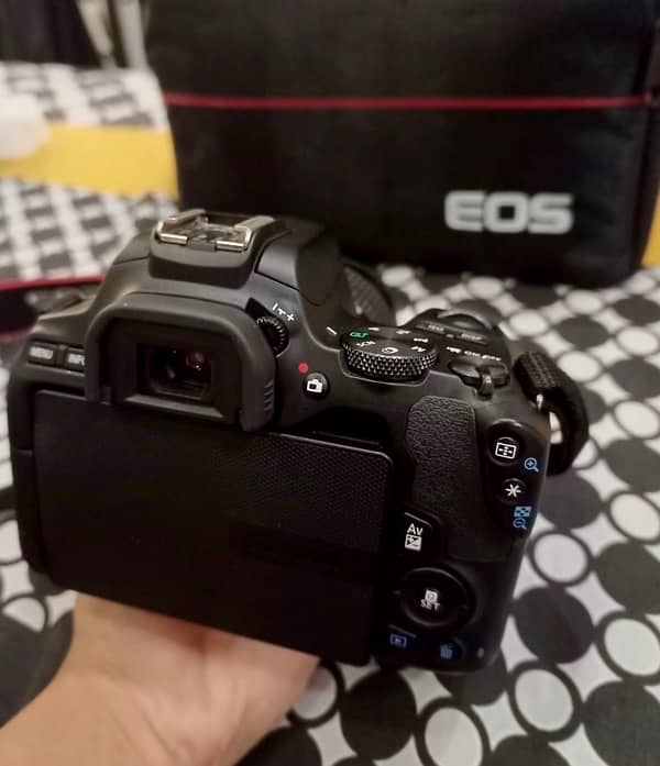 Canon EOS 250 D.  Brand new condition 2