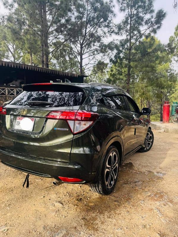 Honda Vezel 2014/2019 for sell 3