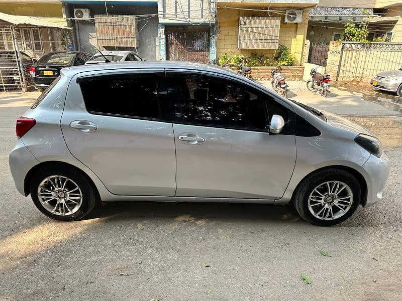 Toyota Vitz 2014 7