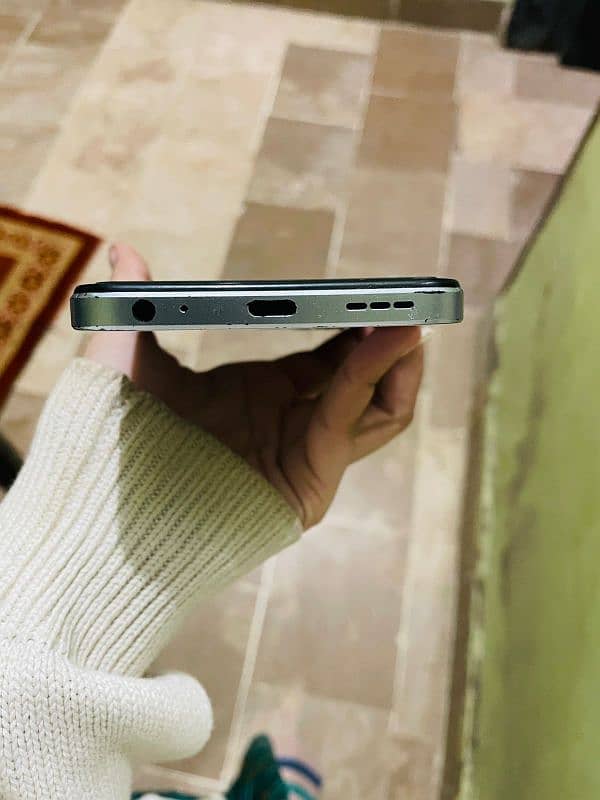 Infinix Hot 30 play 4+4Ram and 64Gb Rom . 10/10 condition 1