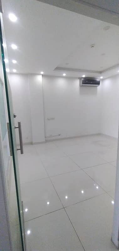 8 marla 4th floor office with lift for rent phase 5: 2