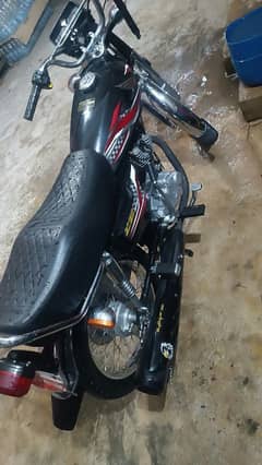 CG 125 (2024) mint condition