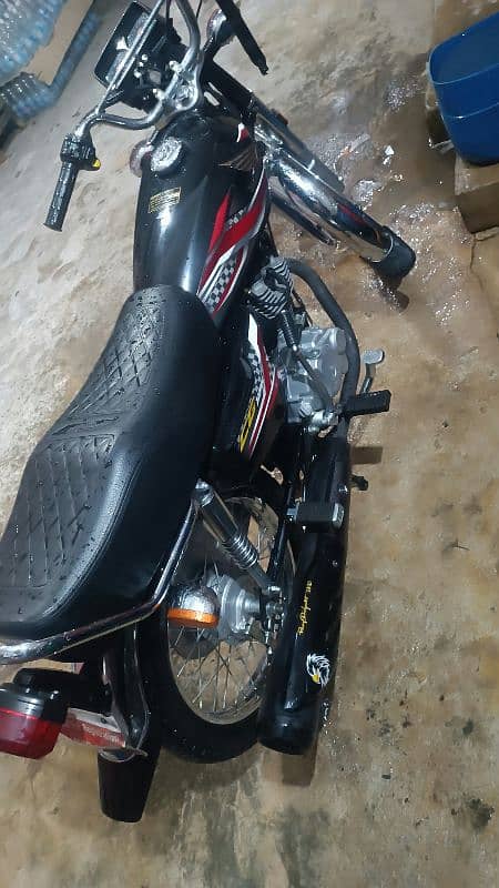 CG 125 (2024) mint condition 0