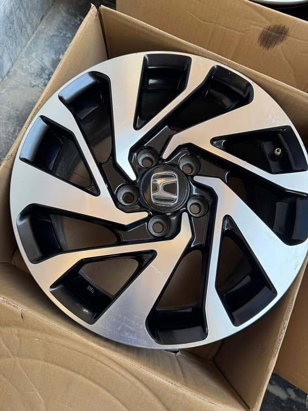 Civic oriel 1.8 Original Alloy Rim 1