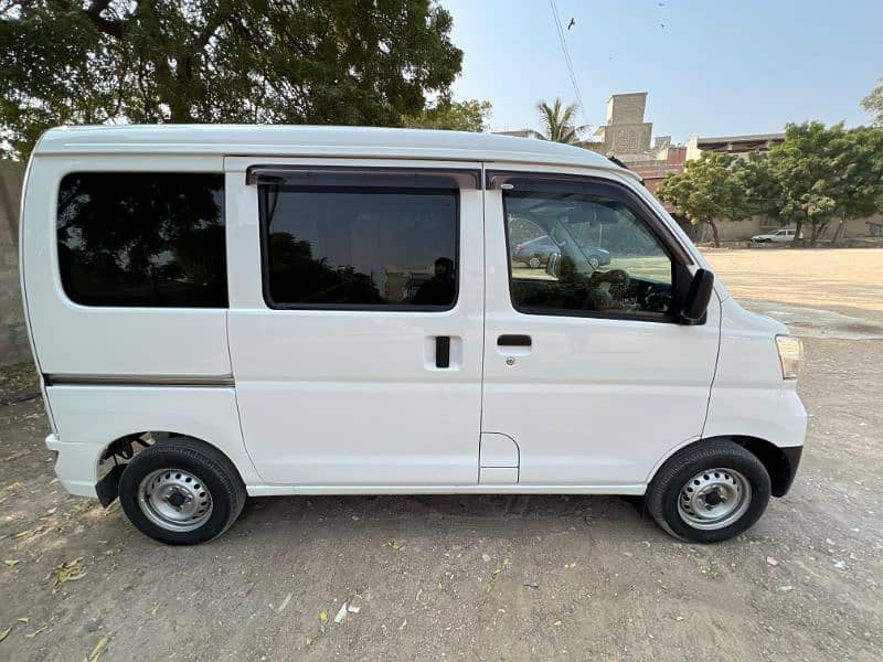 Daihatsu Hijet 2020 Half Cruise 1