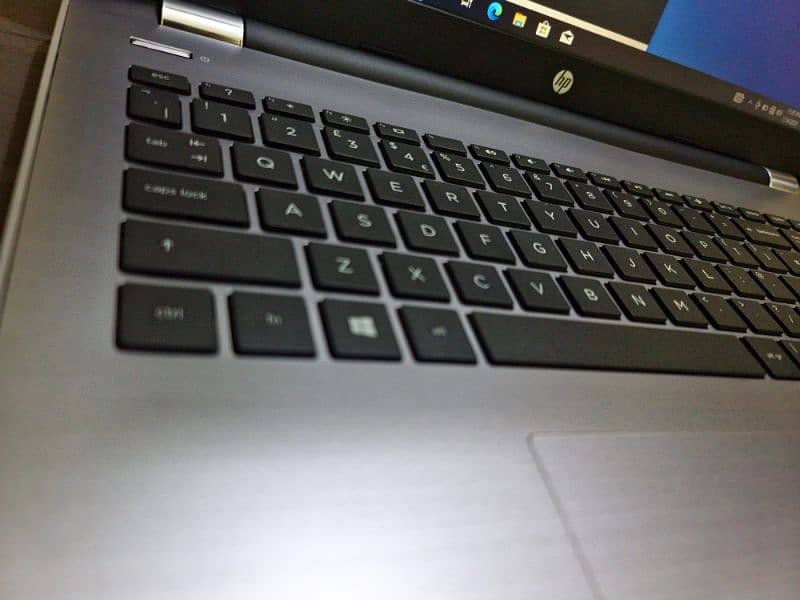 HP core i3 6th gen 5