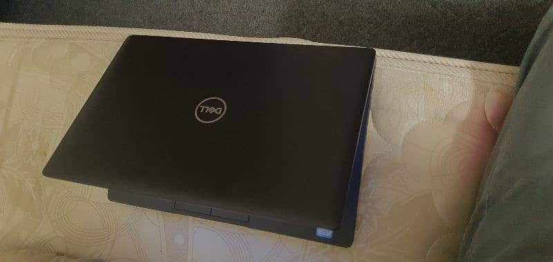 LAPTOP DELL LATITUDE 5400 0