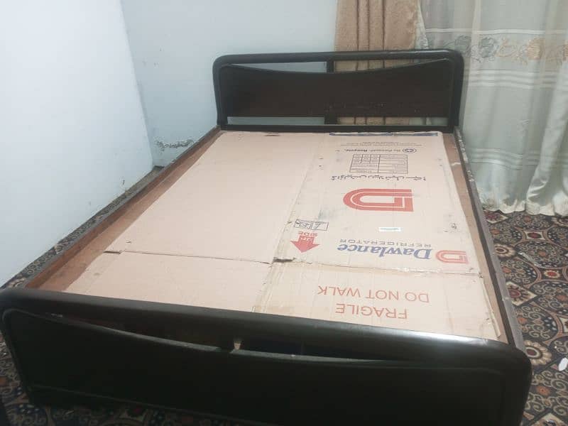 Queen bed for sell 0