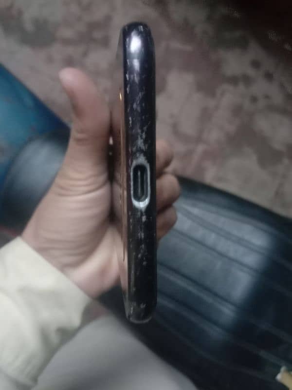 Moto Z3 Gaming Phone 4