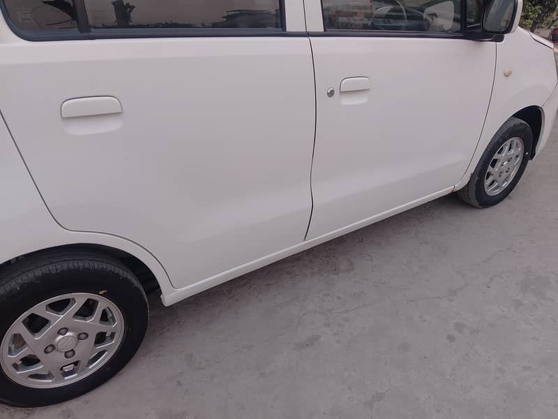 Suzuki Wagon R 2019 3