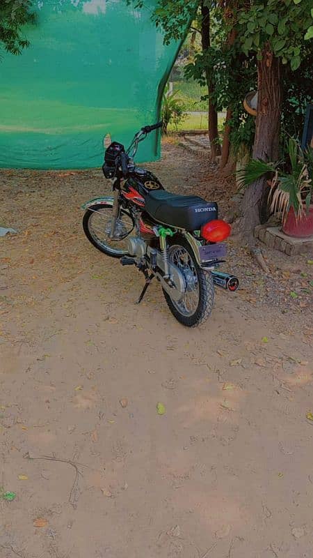 Honda CG 125 model 2015 for urgent sale 1