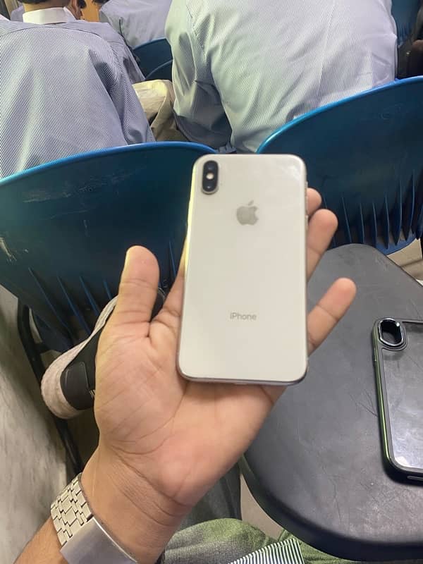 i phone x pta approved contect num 03255858796 0