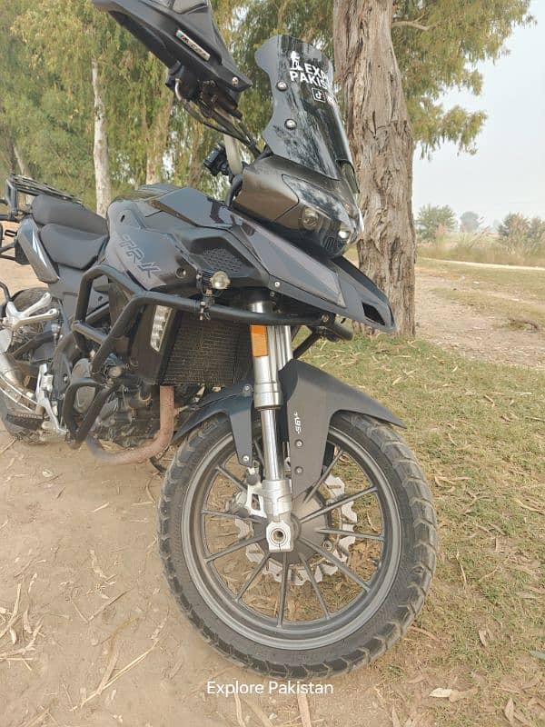 Benelli trk251 best touring Bike 3