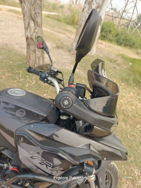 Benelli trk251 best touring Bike 14