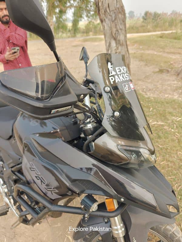 Benelli trk251 best touring Bike 16