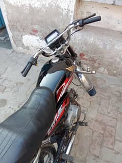 HONDA CD 70 model 2011