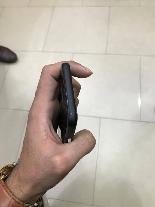 Google pixel 4 Lush condition 2