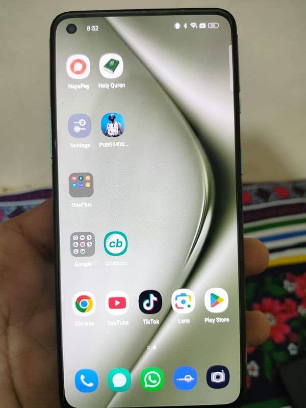 OnePlus 8T & Oppo Reno 6 Read Full Ad 4