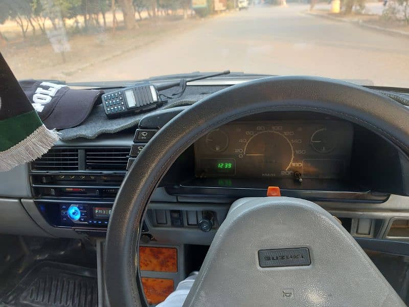 Suzuki Khyber 1998 4